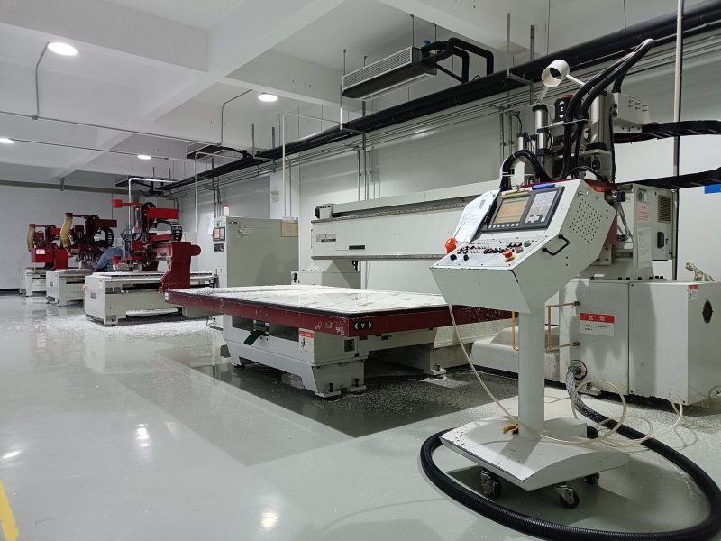 三軸聯(lián)動(dòng)數(shù)控龍門雕刻機(jī)